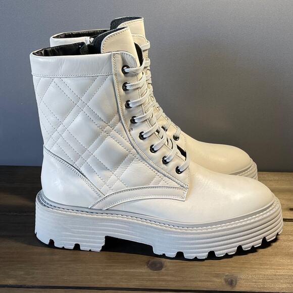 La Canadienne Women's Yasmine Leather Boots Size 37 EU Bone White Platform Lug - Picture 1 of 13